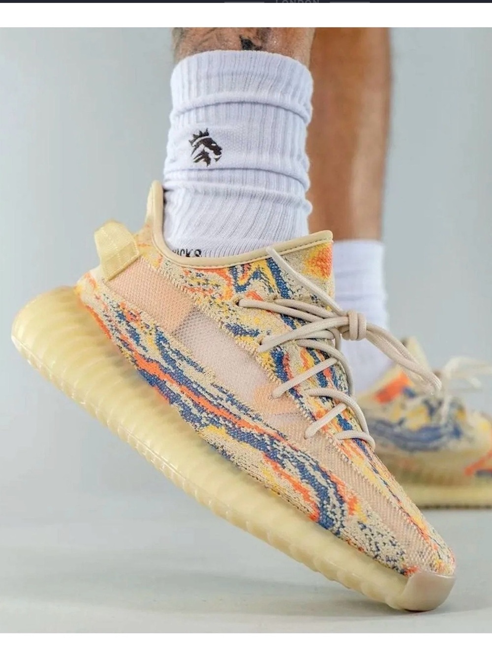 Yeezy Boost 350 V2